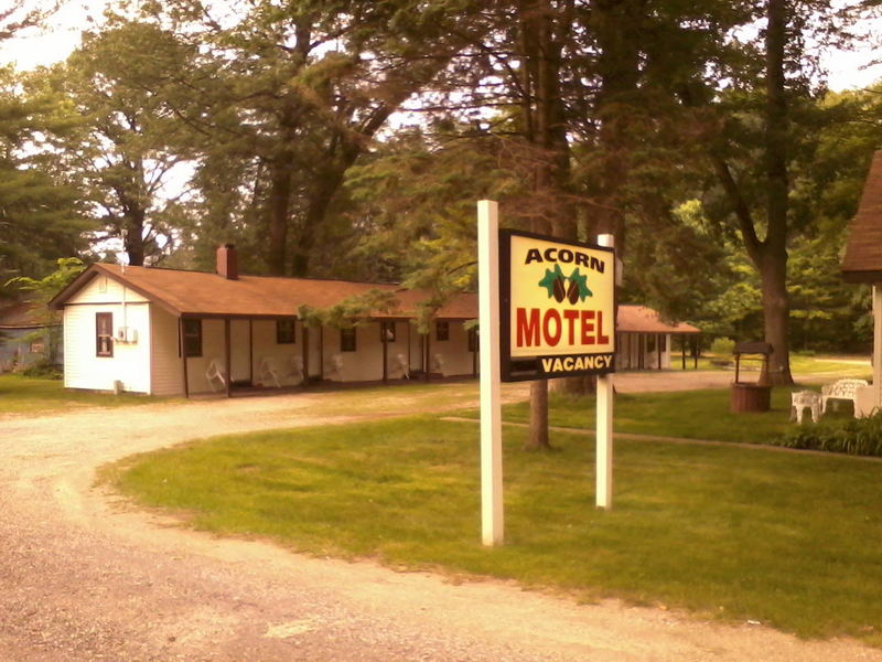Acorn Motel - From Web Listing (newer photo)